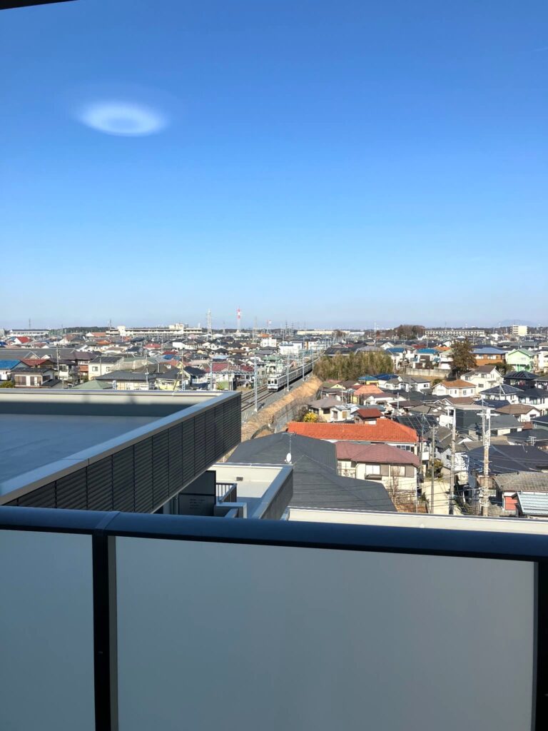 サービス付き高齢者向け住宅〈ココファン松戸六実〉の居室窓からの眺め