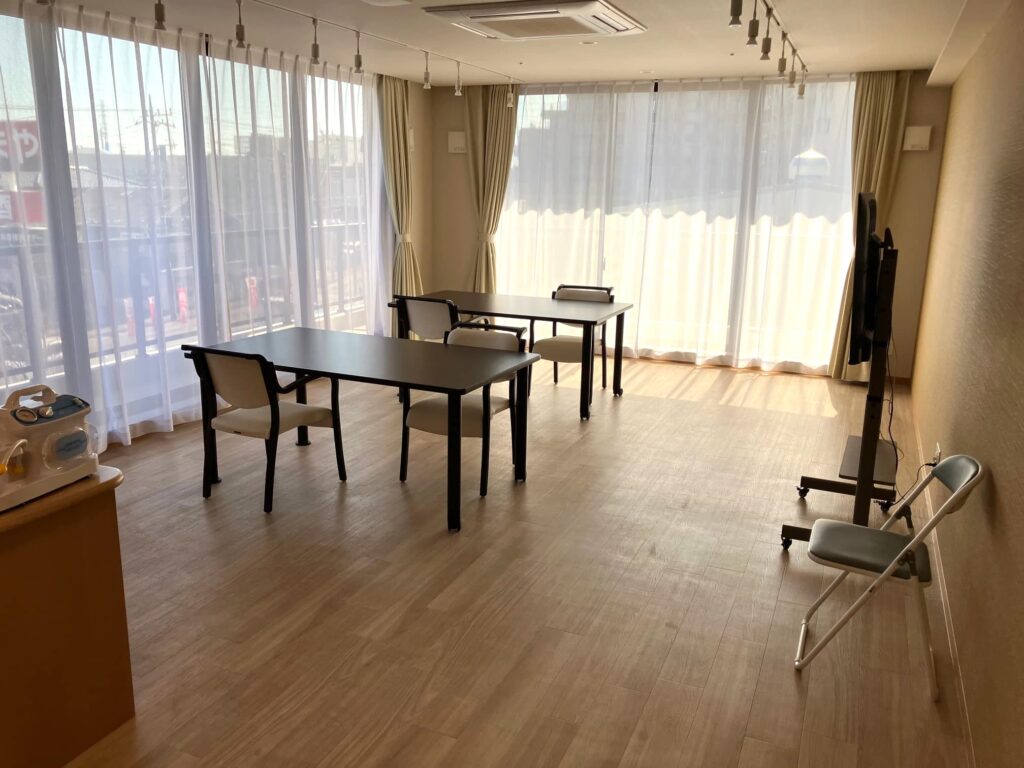 サービス付き高齢者向け住宅〈ぞうさんナーシングホーム柏青葉台〉の談話室