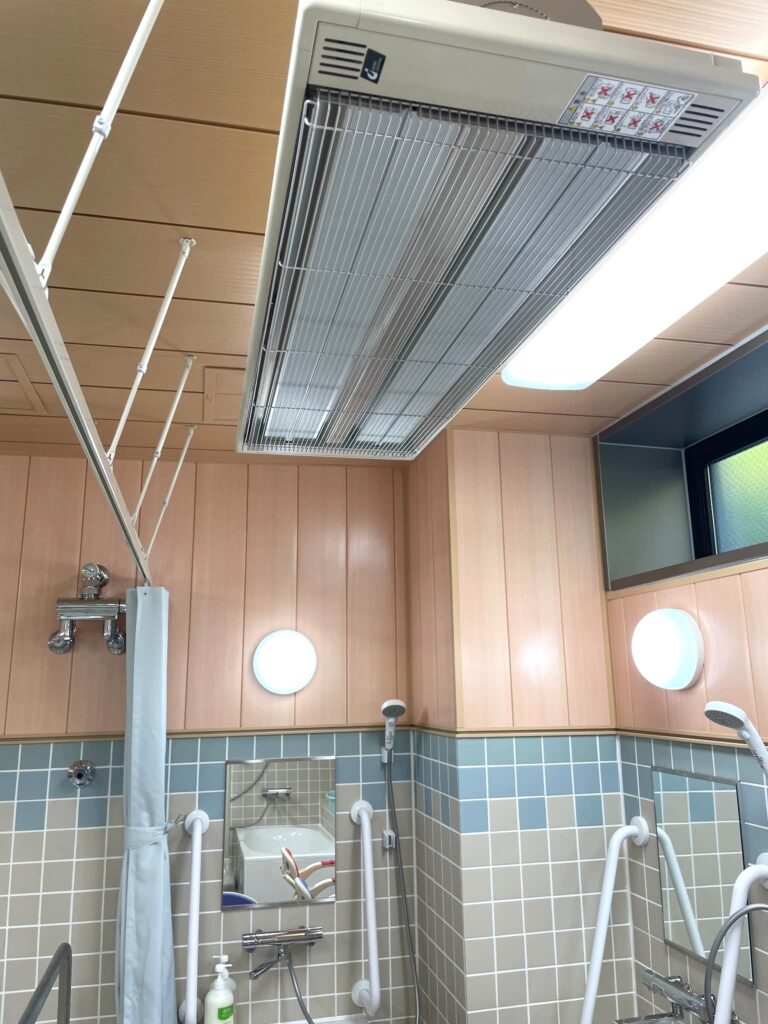 サービス付き高齢者向け住宅〈かがやきレジデンス新鎌ヶ谷〉の共用浴室