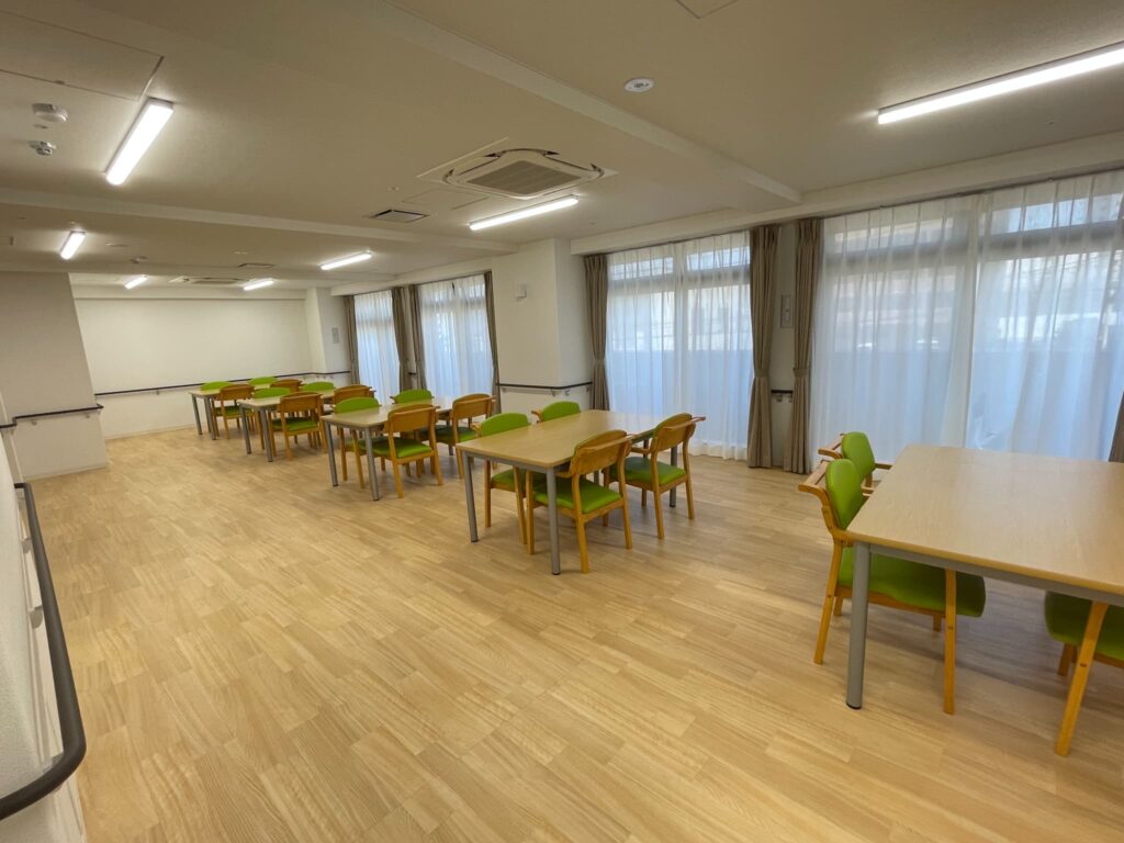 サービス付き高齢者向け住宅〈かがやきレジデンス新鎌ヶ谷〉の談話室