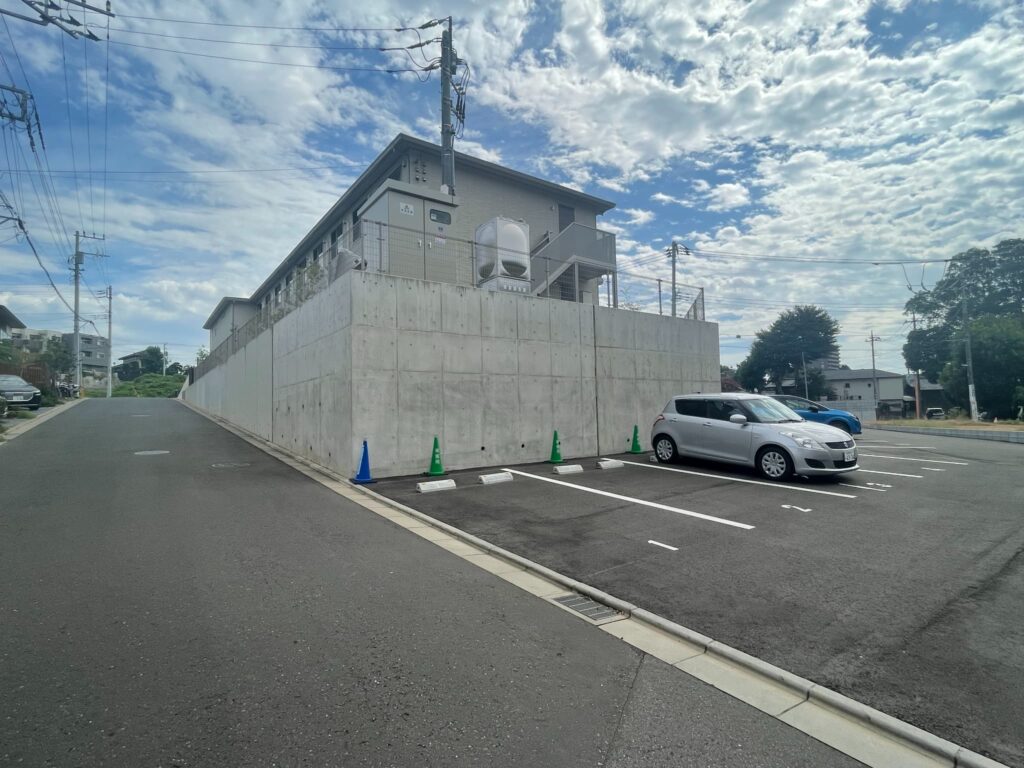 住宅型有料老人ホーム〈ユタリト船橋〉の駐車場