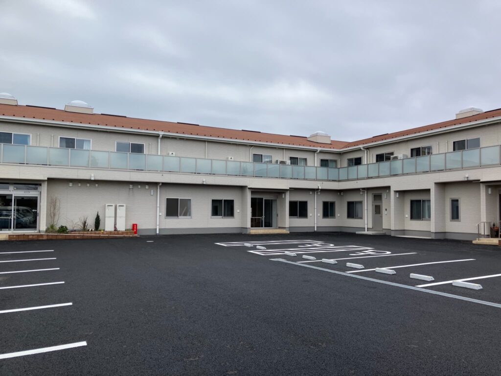 住宅型有料老人ホーム〈もりの家〉の外観①
