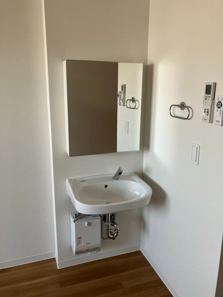 住宅型有料老人ホーム〈もりの家〉の洗面台