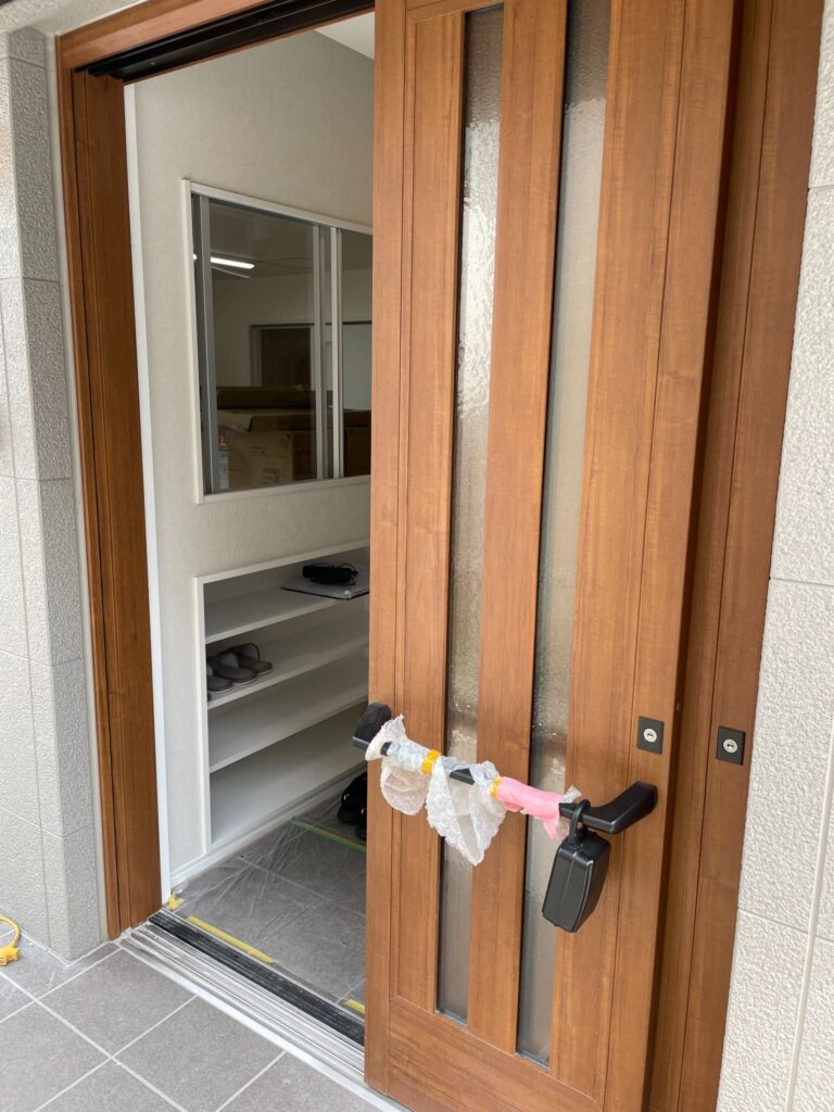 高齢者向けサポート住宅〈Lib Life都町Ⅱ〉の玄関