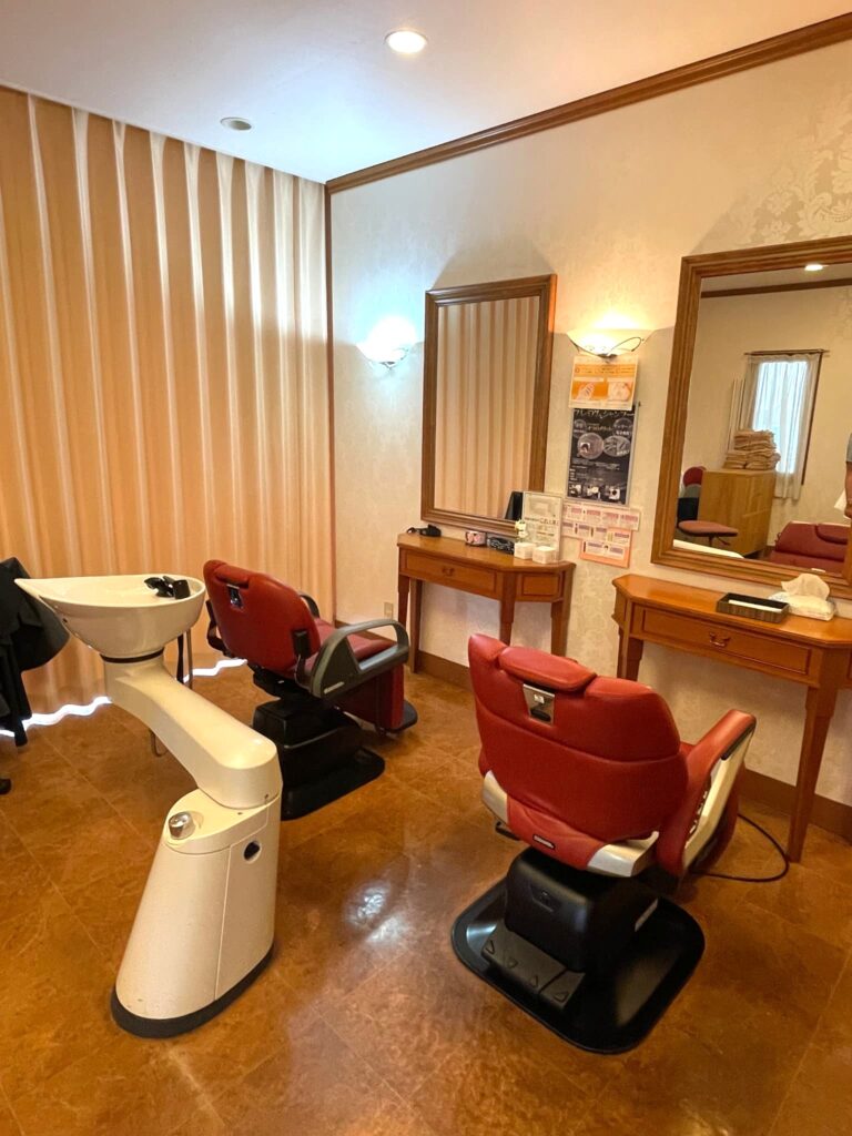 住宅型有料老人ホーム〈グッドタイムリビング千葉みなと/駅前通〉のビューティーサロン